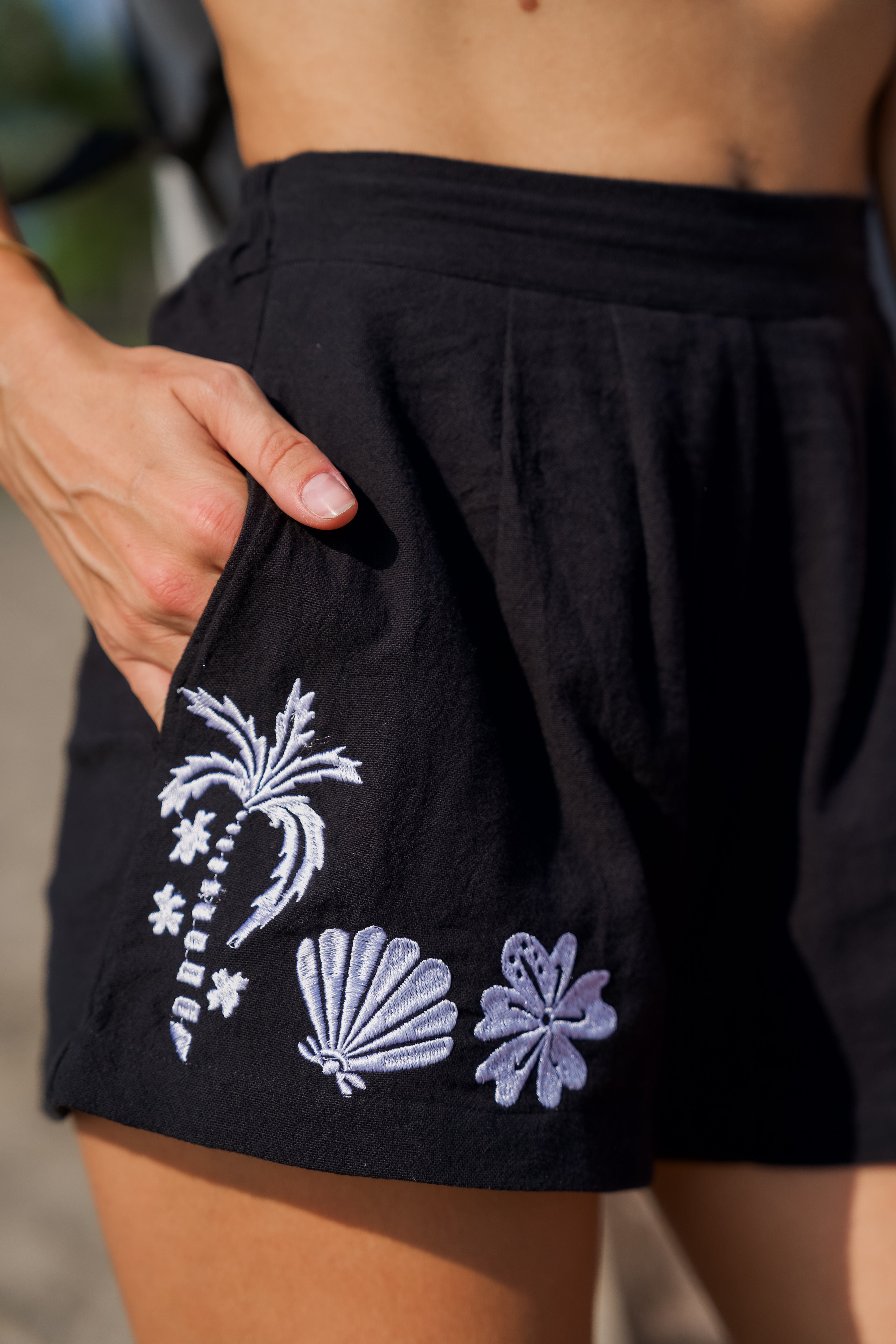 Paradiso Shorts