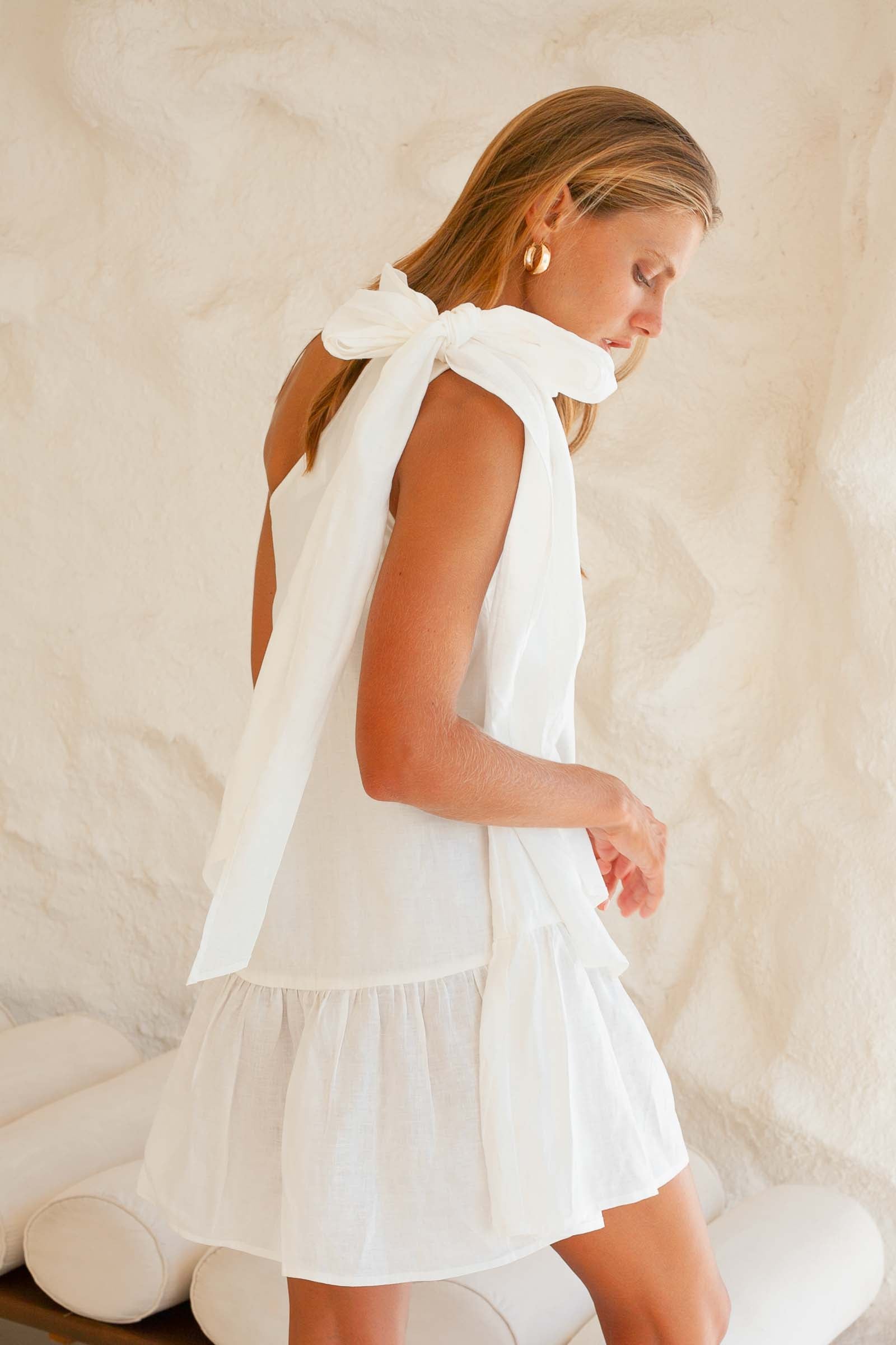 Mattox One Shoulder Dress White one shoulder bow dress